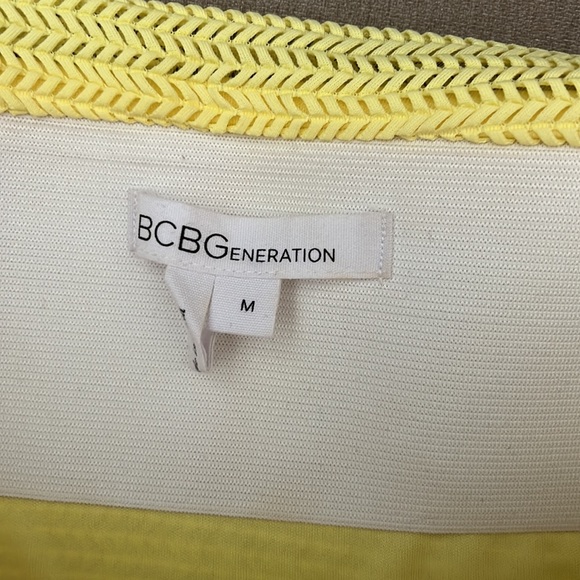 BCBGeneration Textured Mini Skirt - Picture 2 of 8